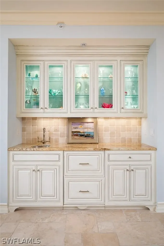 410 Flagship Naples FL 34108