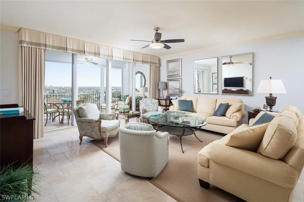 410 Flagship Naples FL 34108