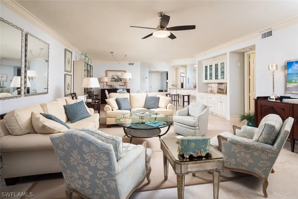 410 Flagship Naples FL 34108