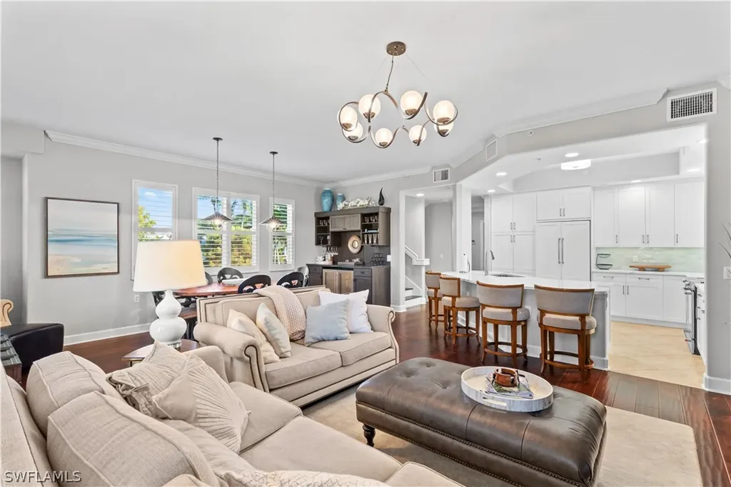 1104 6th Street S Naples FL 34102