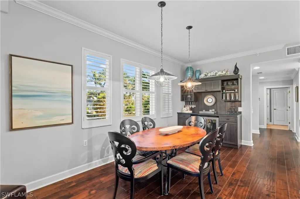 1104 6th Street S Naples FL 34102