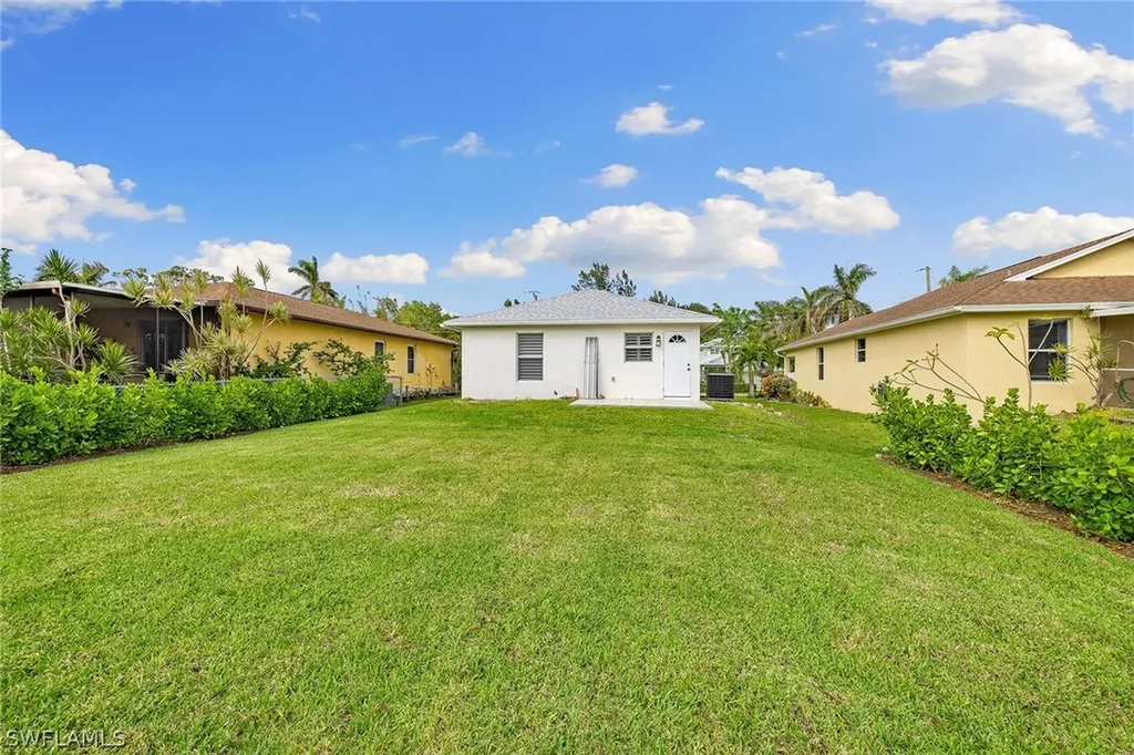 3250 Cottage Grove Avenue Naples FL 34112