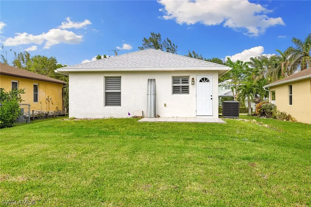 3250 Cottage Grove Avenue Naples FL 34112
