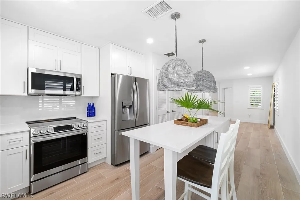 3250 Cottage Grove Avenue Naples FL 34112