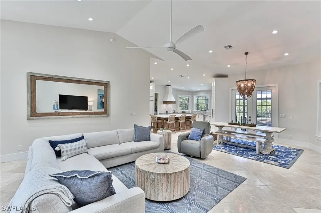 198 Topanga Drive Bonita Springs FL 34134