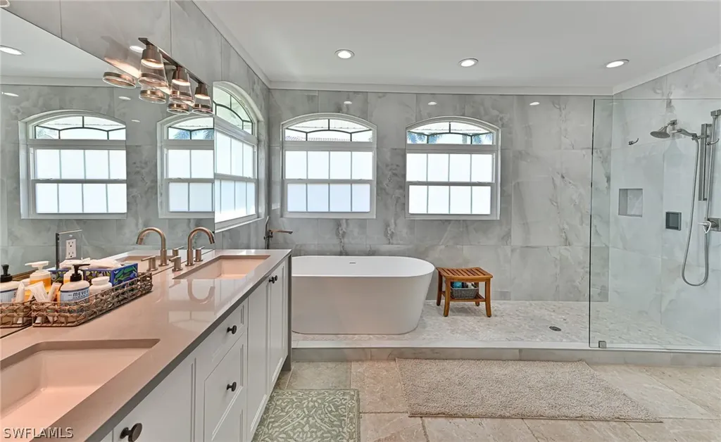 198 Topanga Drive Bonita Springs FL 34134