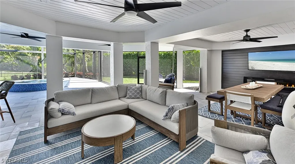 198 Topanga Drive Bonita Springs FL 34134