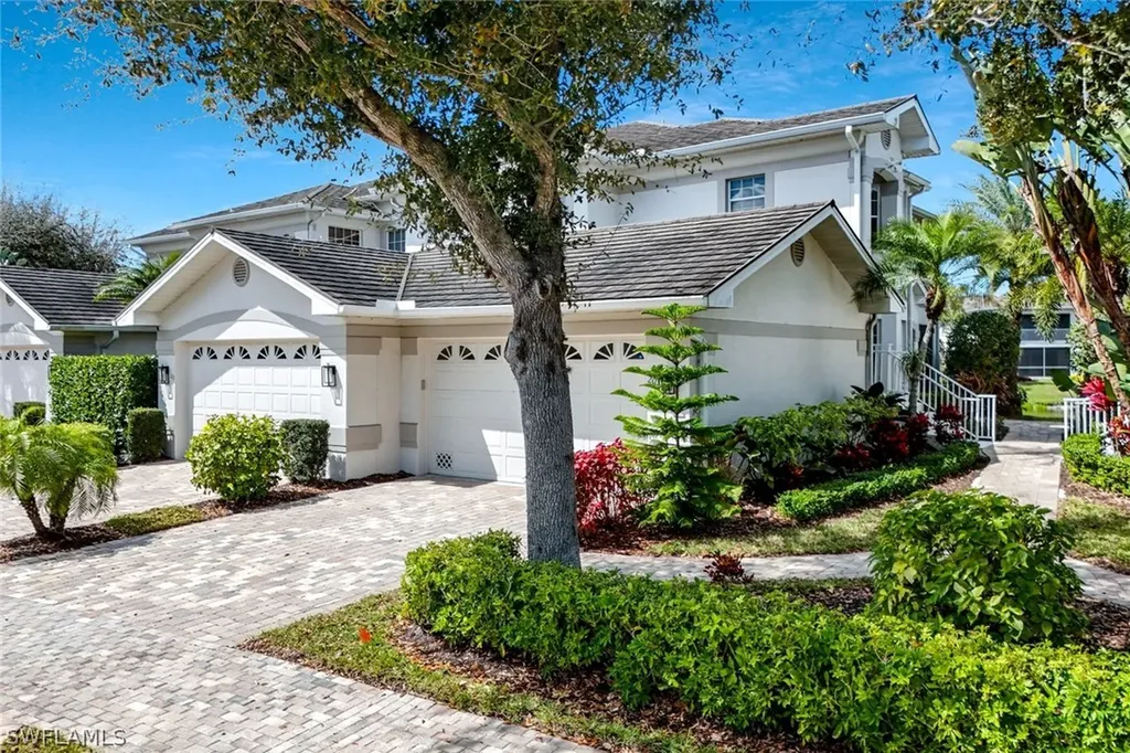 Naples FL, 5095 Yacht Harbor Drive, Unit 203