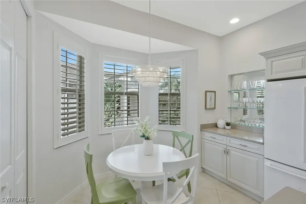 5095 Yacht Harbor Drive Naples FL 34112