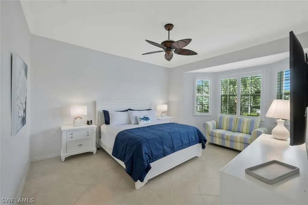 5095 Yacht Harbor Drive Naples FL 34112