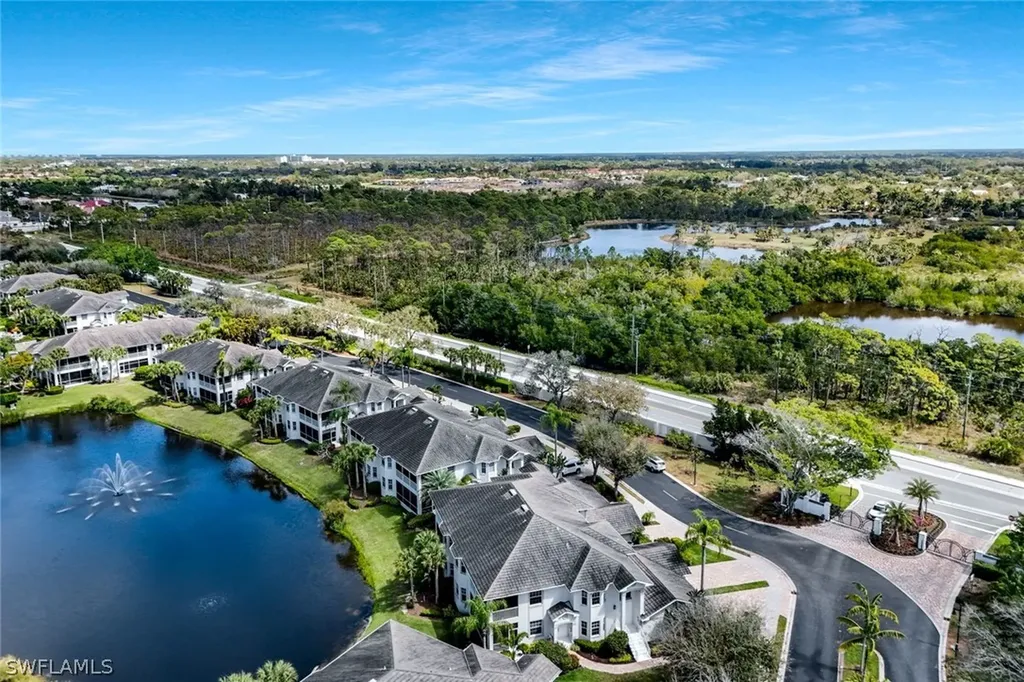 5095 Yacht Harbor Drive Naples FL 34112