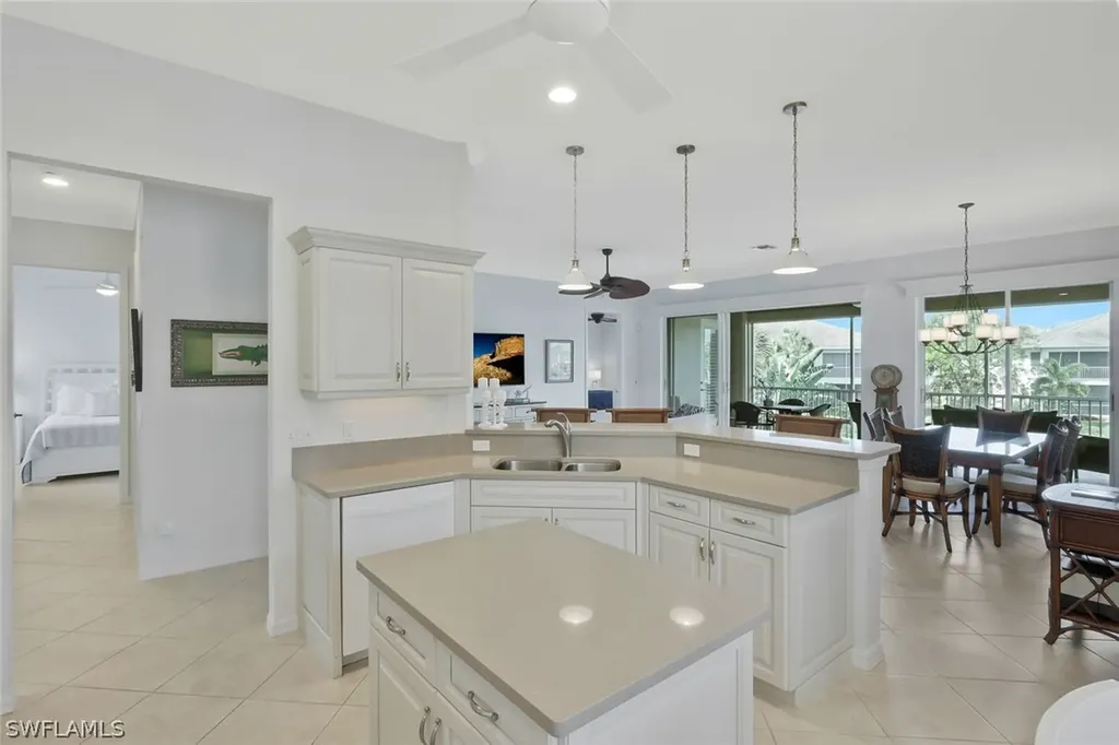 5095 Yacht Harbor Drive Naples FL 34112