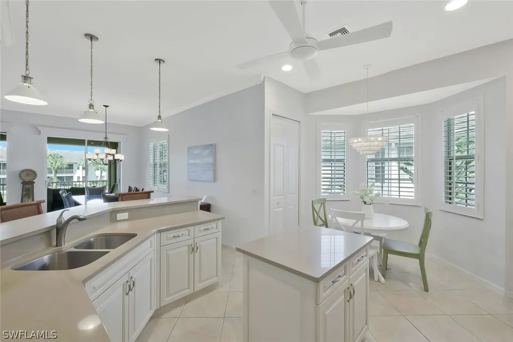 5095 Yacht Harbor Drive Naples FL 34112