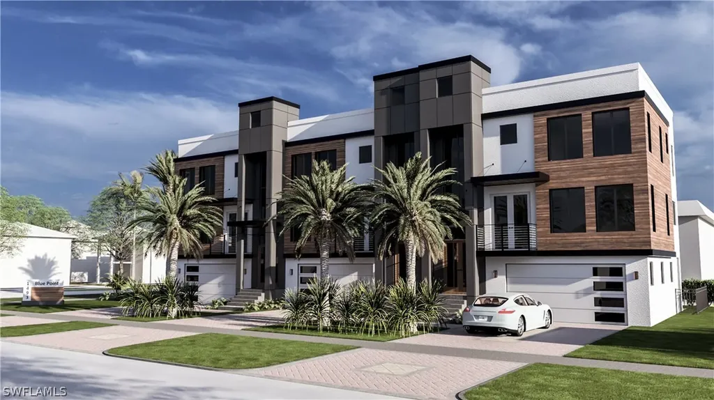 1525 Blue Point Avenue Naples FL 34102