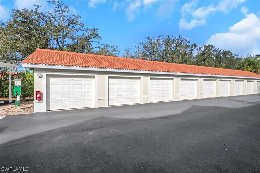 4610 Saint Croix Lane Naples FL 34109