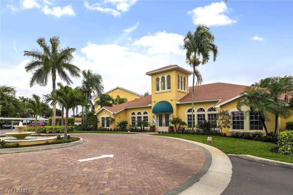 4610 Saint Croix Lane Naples FL 34109
