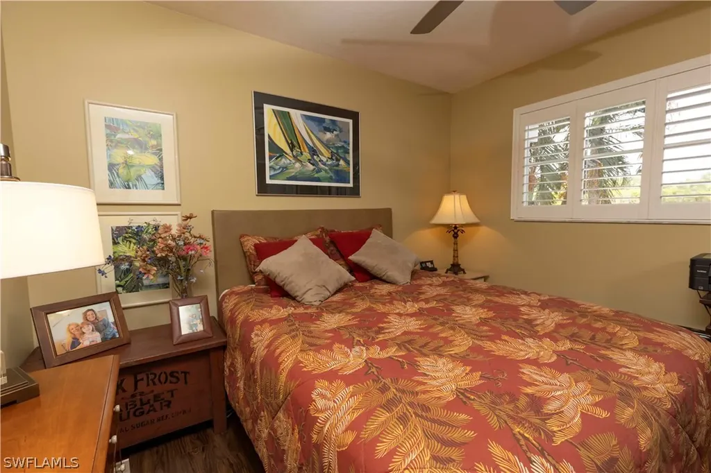37 High Point Circle E Naples FL 34103