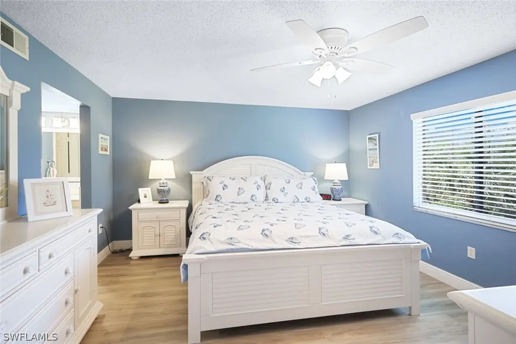 3041 Sandpiper Bay Circle Naples FL 34112