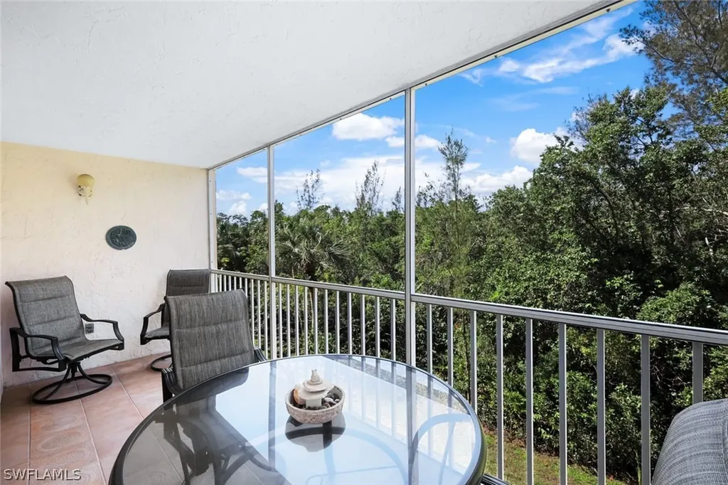 3041 Sandpiper Bay Circle Naples FL 34112