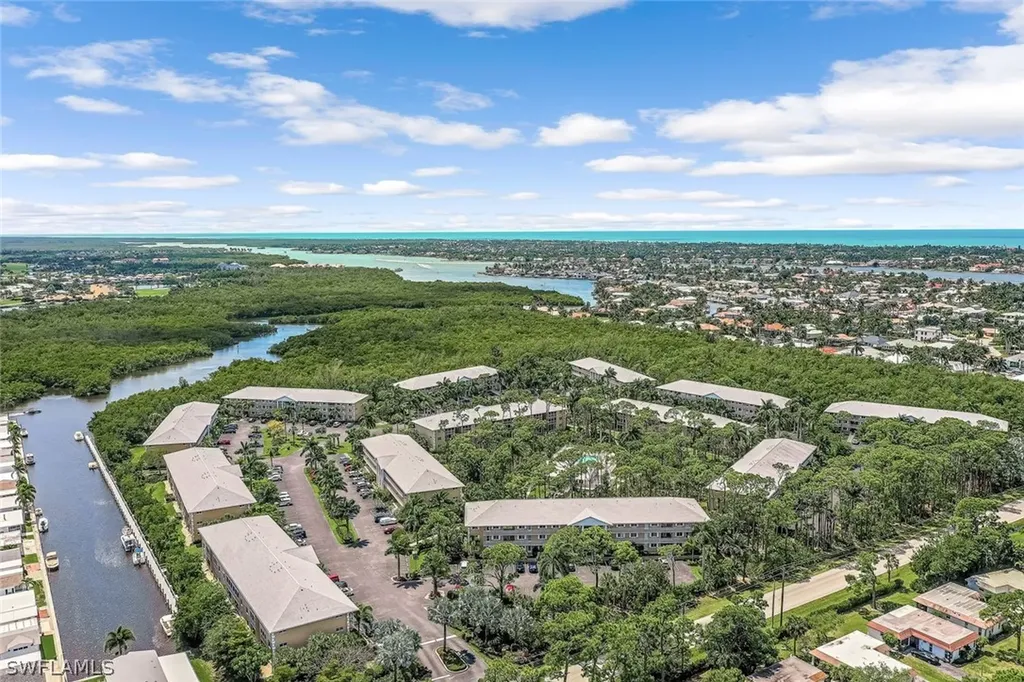 3041 Sandpiper Bay Circle Naples FL 34112