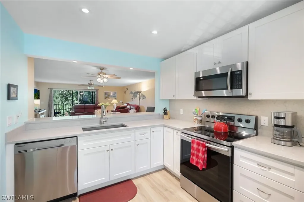 3041 Sandpiper Bay Circle Naples FL 34112
