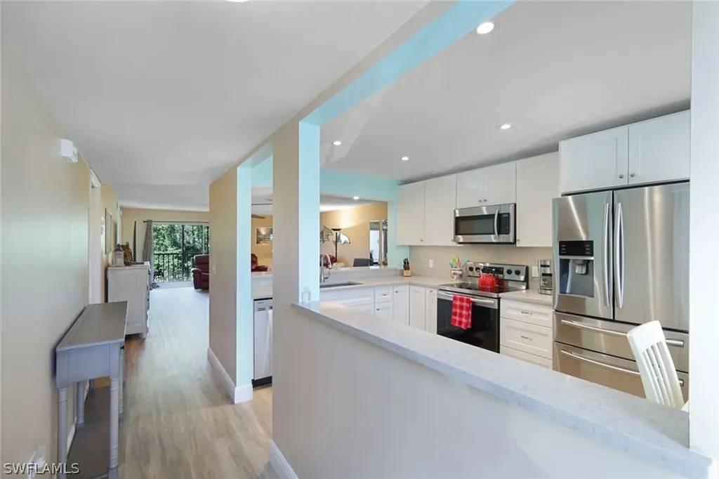 3041 Sandpiper Bay Circle Naples FL 34112