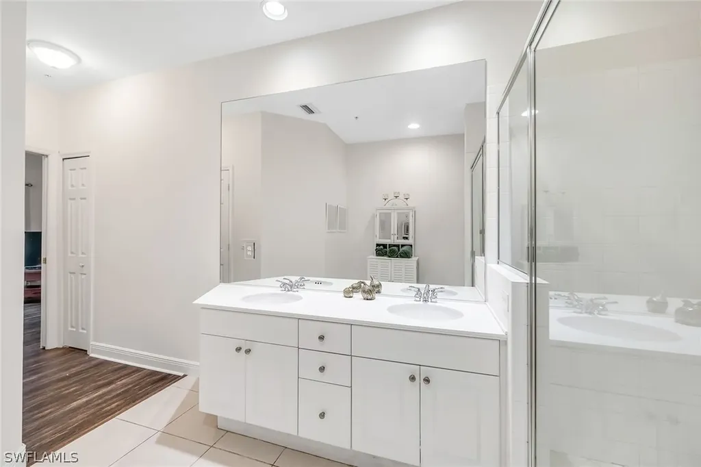 1360 Sweetwater Cove Naples FL 34110