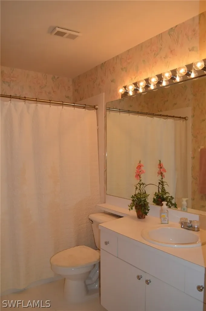 8055 Tiger Cove Naples FL 34113