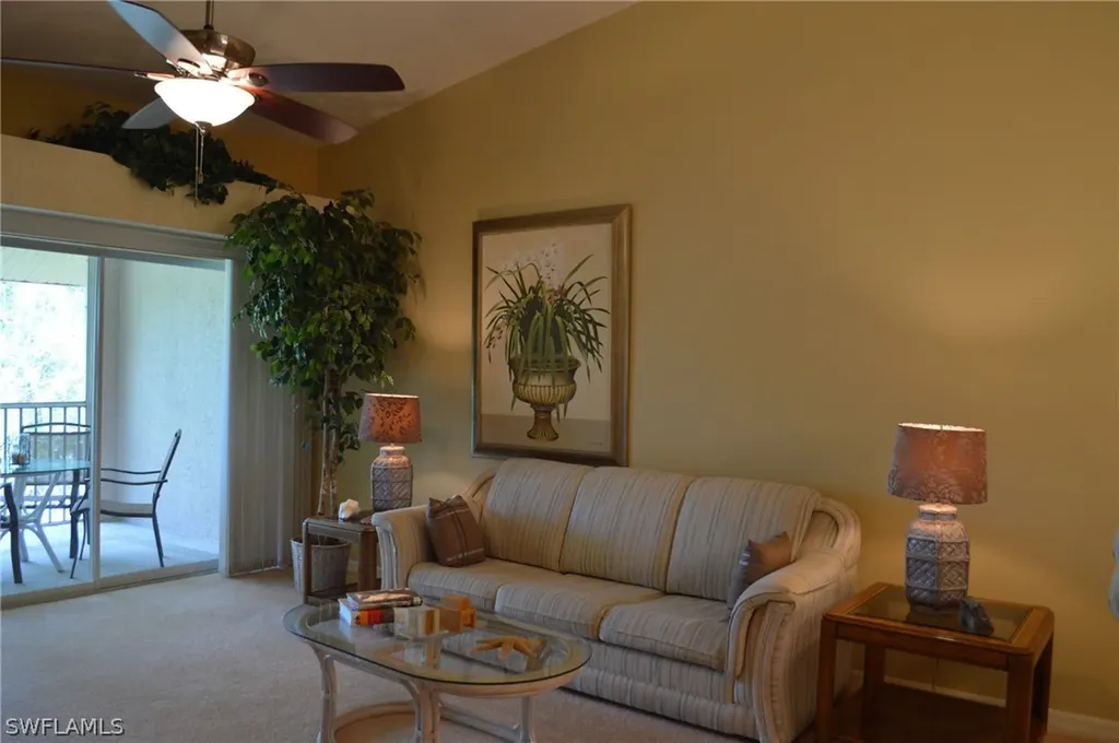 8055 Tiger Cove Naples FL 34113