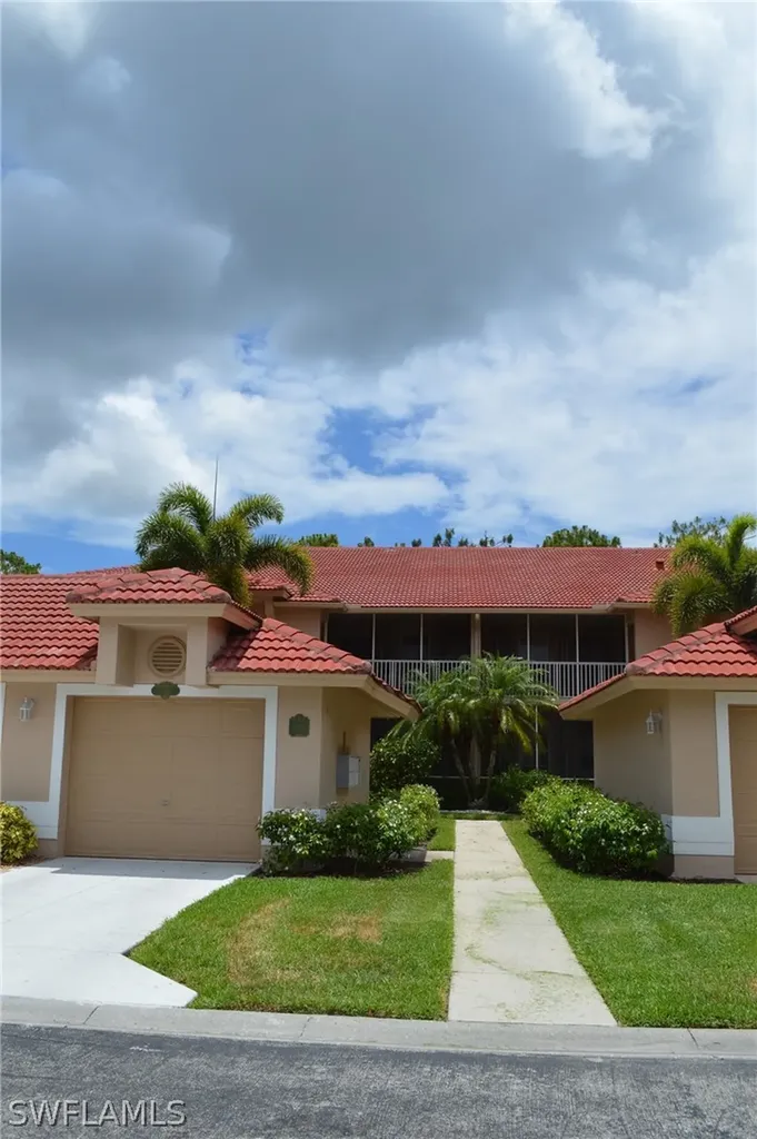 8055 Tiger Cove Naples FL 34113