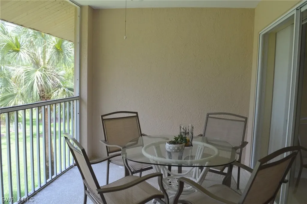 8055 Tiger Cove Naples FL 34113