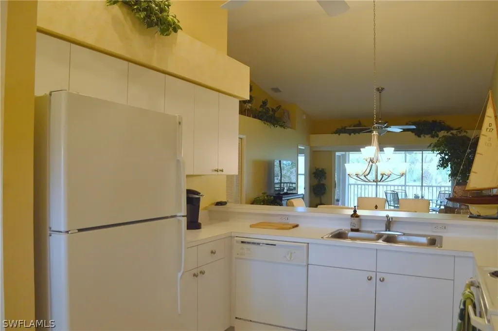 8055 Tiger Cove Naples FL 34113