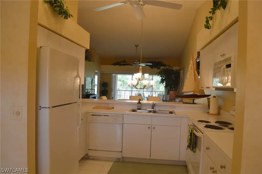 8055 Tiger Cove Naples FL 34113