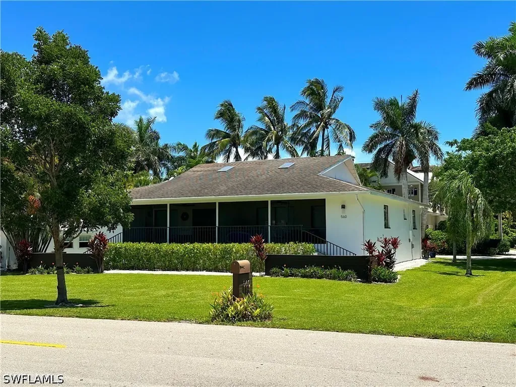 560 9th Avenue S Naples FL 34102