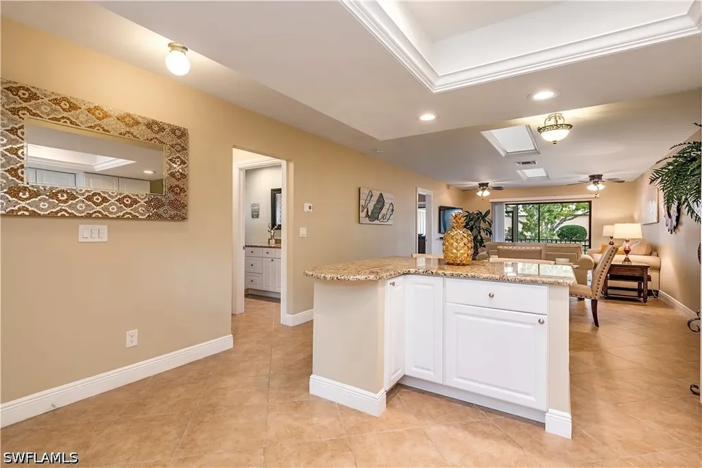 560 9th Avenue S Naples FL 34102