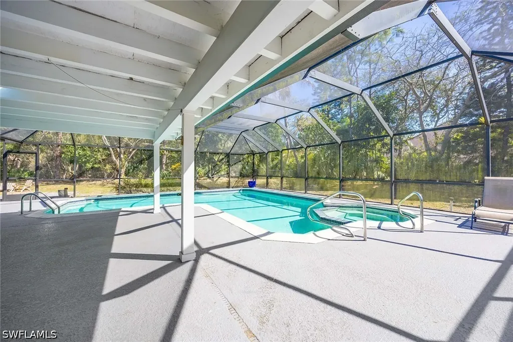 6574 Trail Boulevard Naples FL 34108