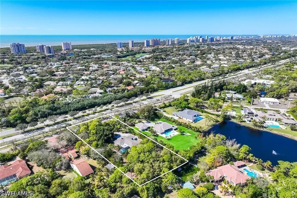 6574 Trail Boulevard Naples FL 34108