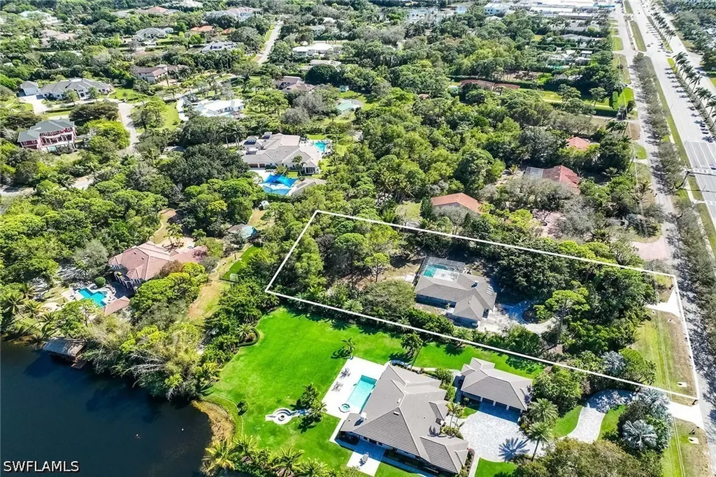 6574 Trail Boulevard Naples FL 34108