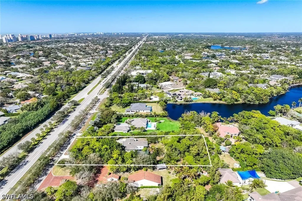 6574 Trail Boulevard Naples FL 34108