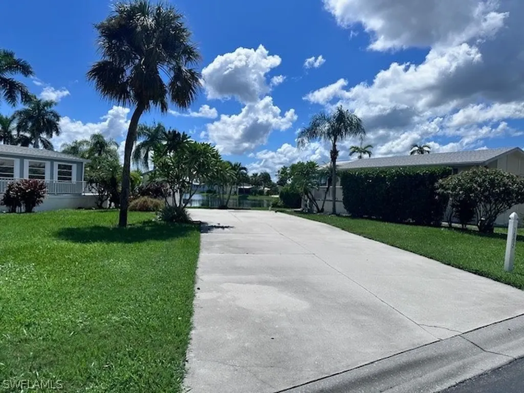 1002 Silver Lakes Boulevard Naples FL 34114