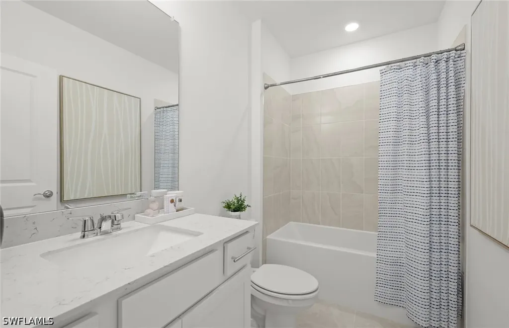 609 Oasis Lake Place Lehigh Acres FL 33936