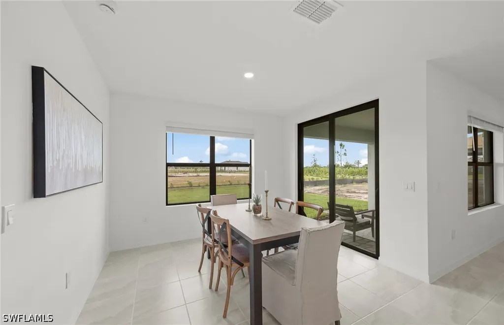 609 Oasis Lake Place Lehigh Acres FL 33936