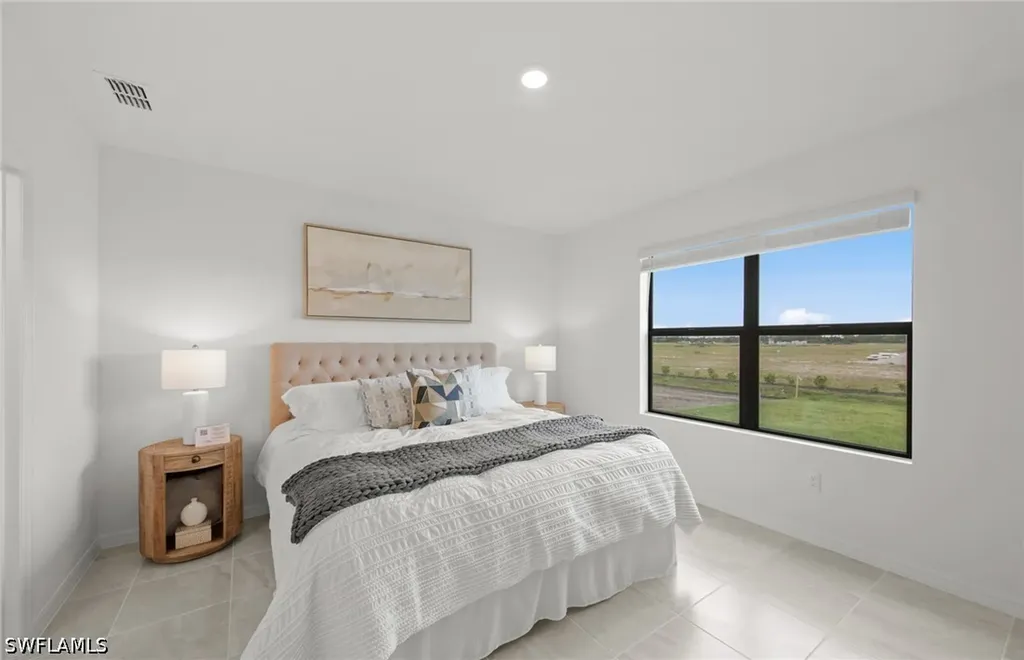 609 Oasis Lake Place Lehigh Acres FL 33936