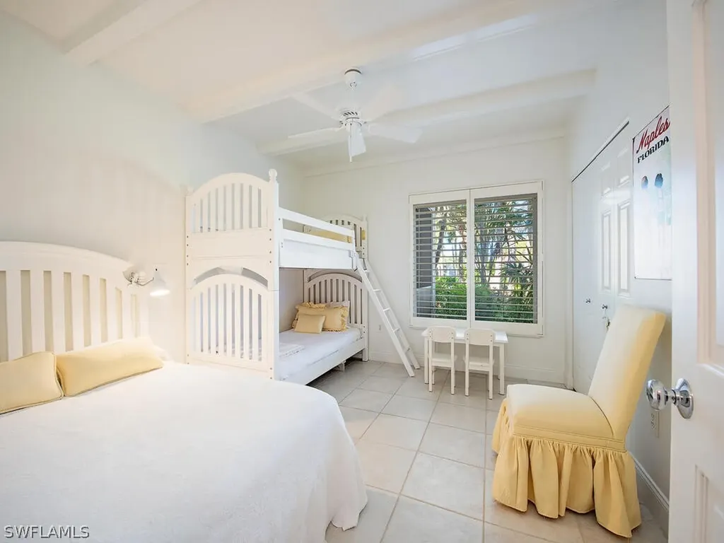 5818 Glencove Drive Naples FL 34108