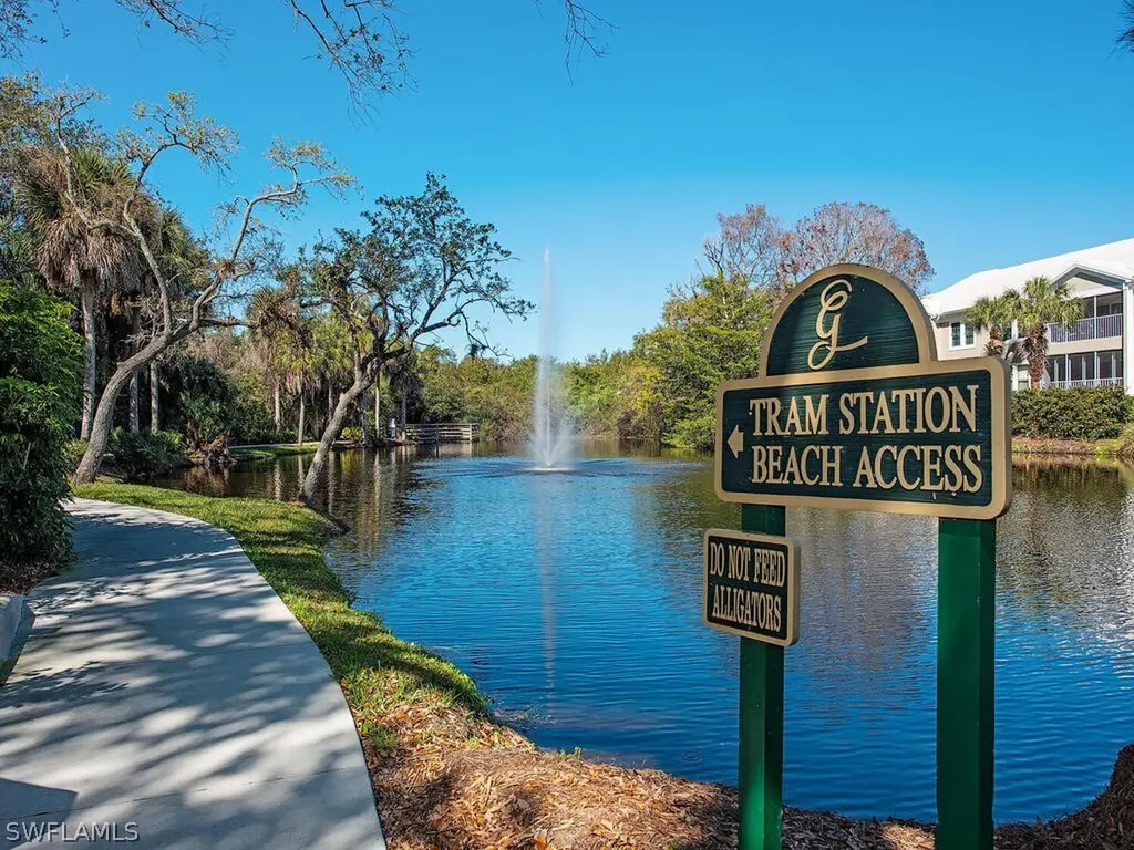 5818 Glencove Drive Naples FL 34108