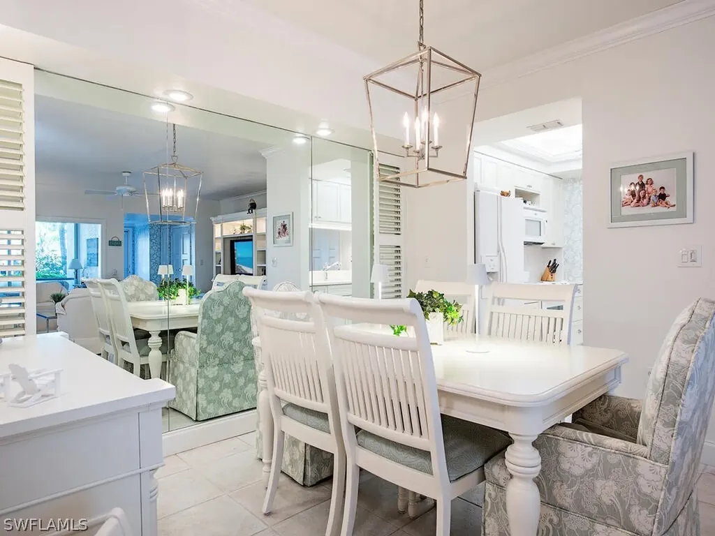 5818 Glencove Drive Naples FL 34108