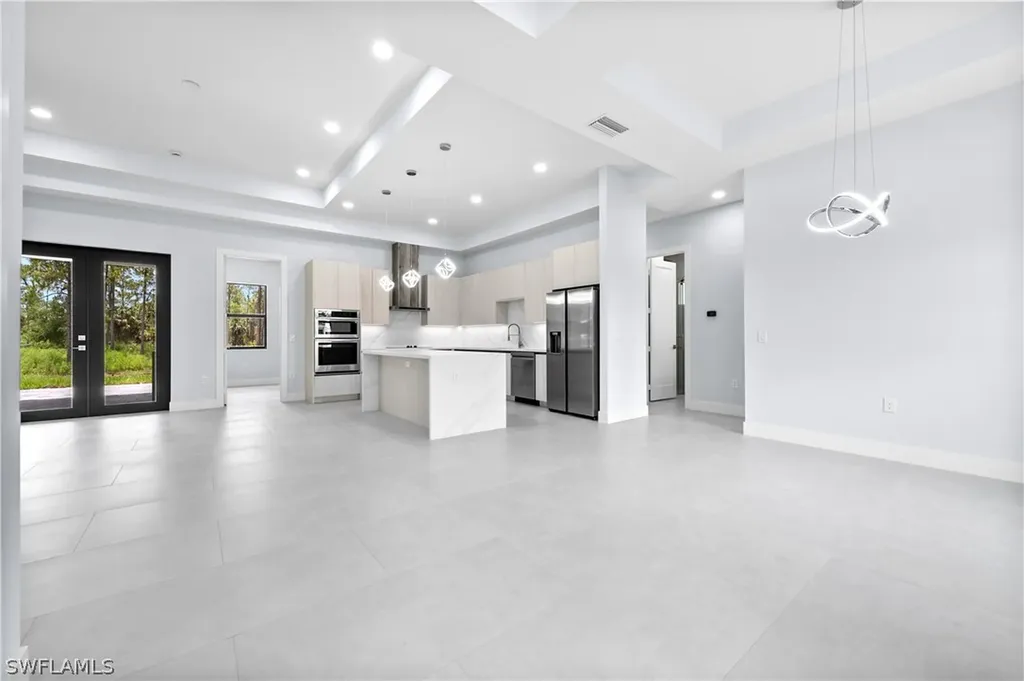 4234 27th Avenue NE Naples FL 34120