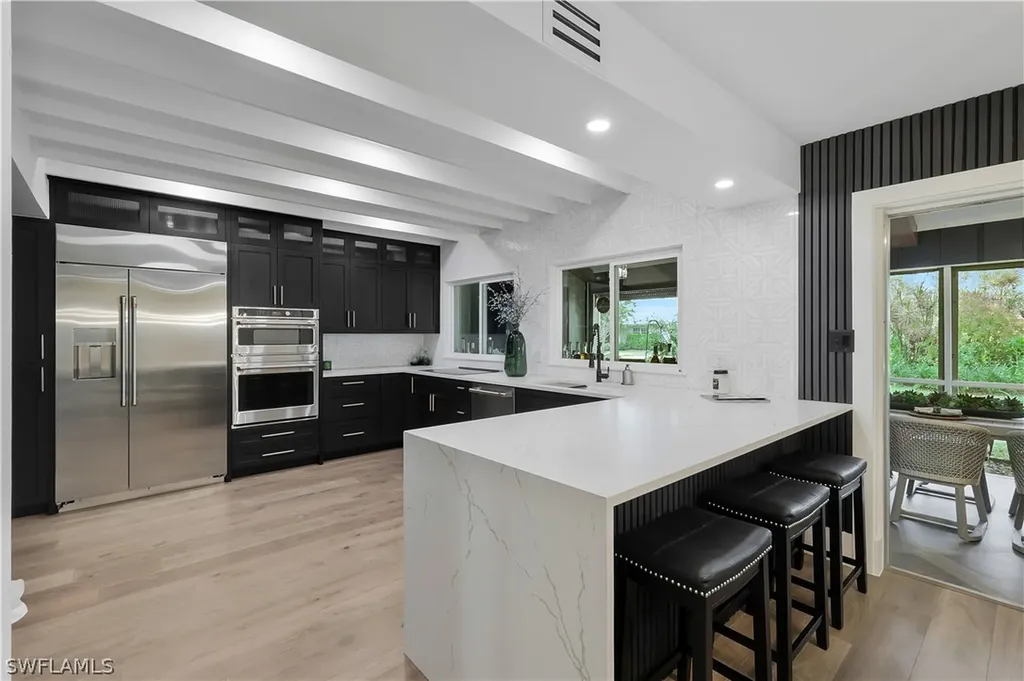 4742 West Boulevard Naples FL 34103