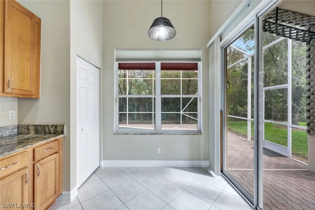 1278 Barrigona Court Naples FL 34119