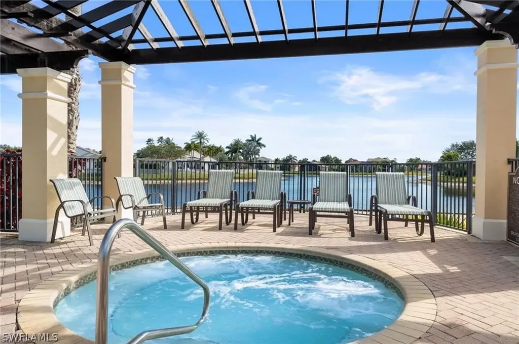 1278 Barrigona Court Naples FL 34119